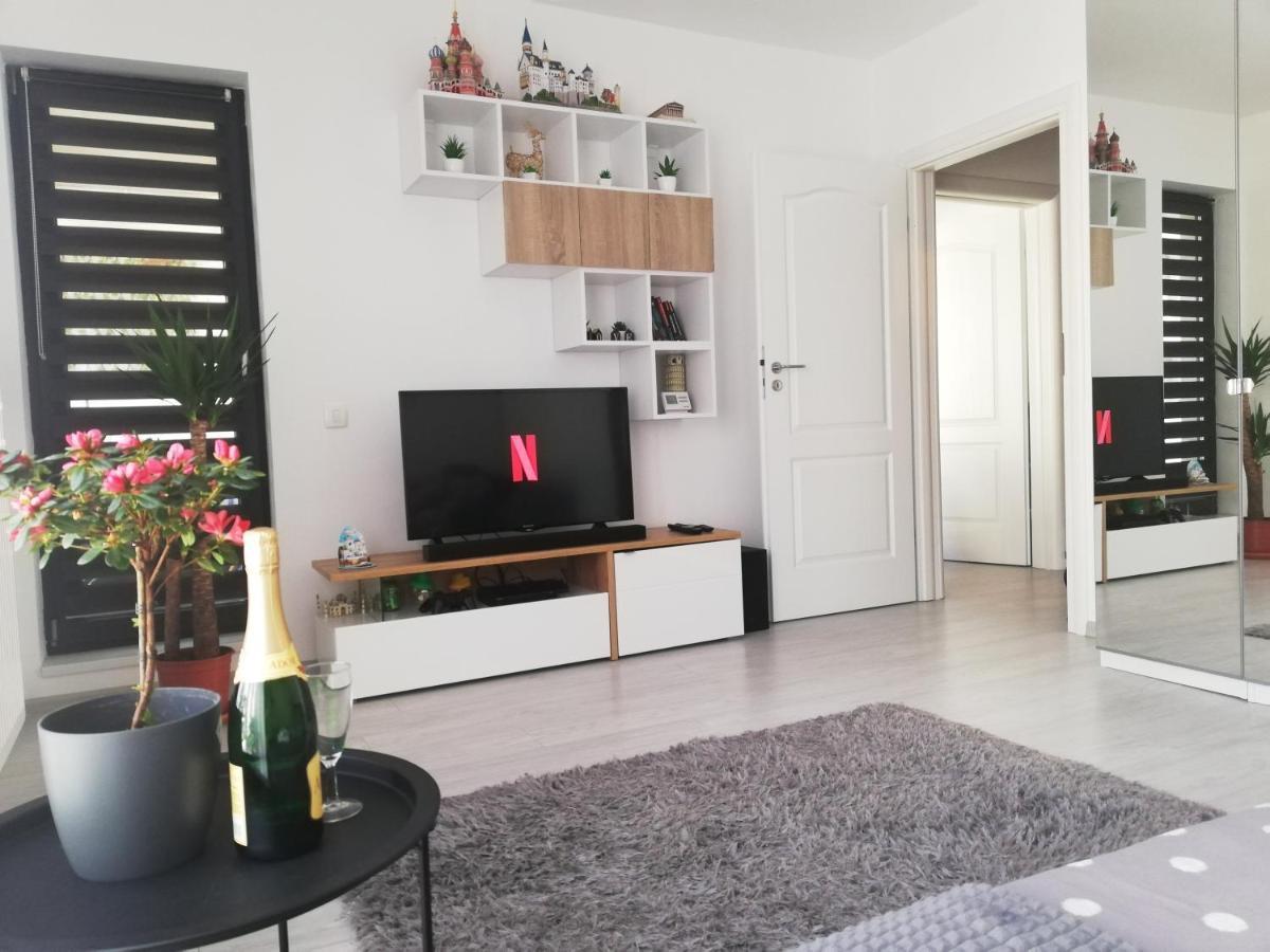 Marlen'S Apartment Бухарест Экстерьер фото